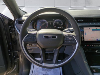 2026 Jeep Grand Cherokee Laredo Altitude